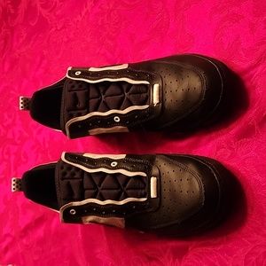 Men's Size 11 Nike Air Force 1 React Black & White (laces missing)